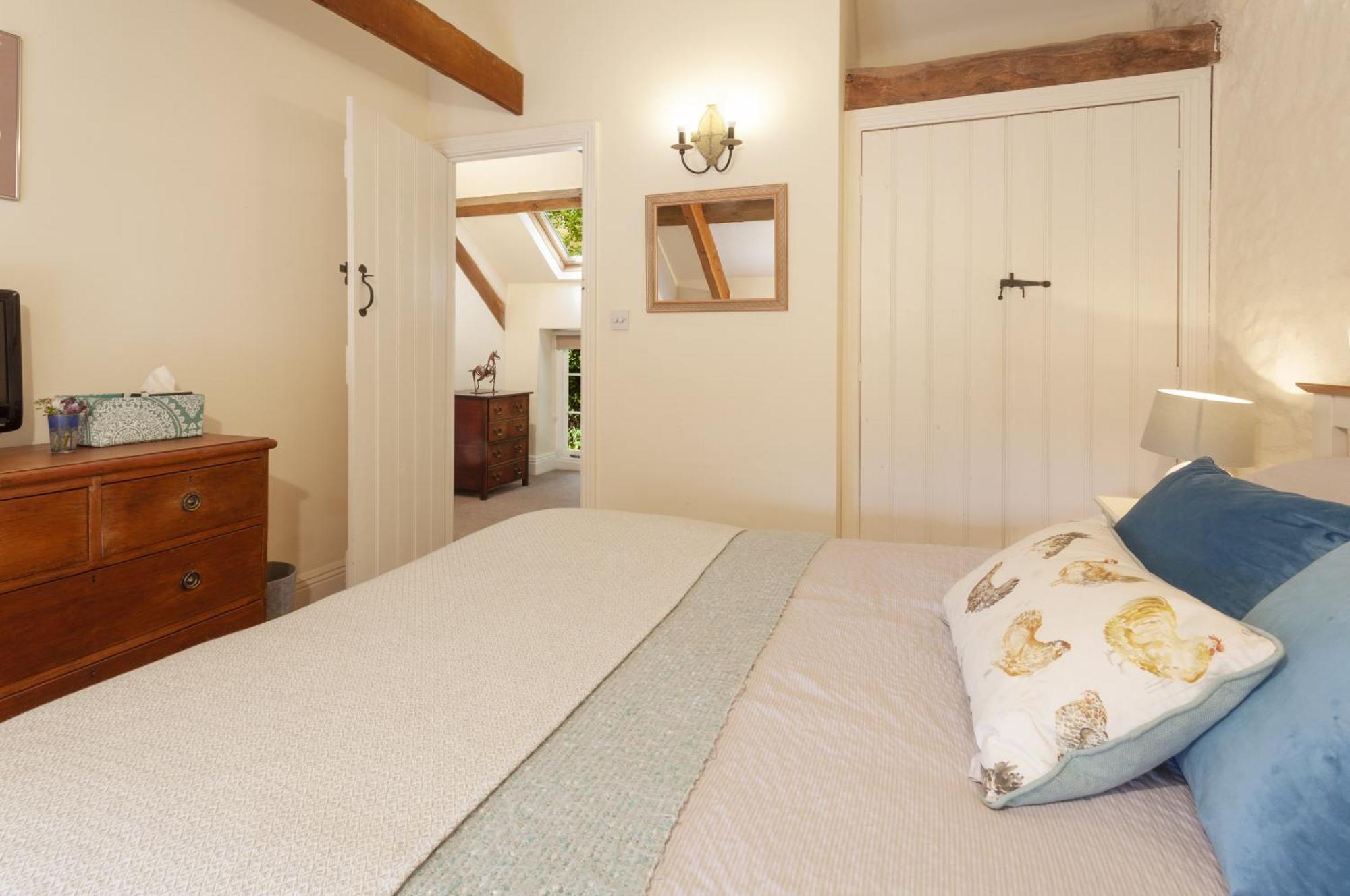 East Harwood Farm Cottage Майнхед Екстериор снимка