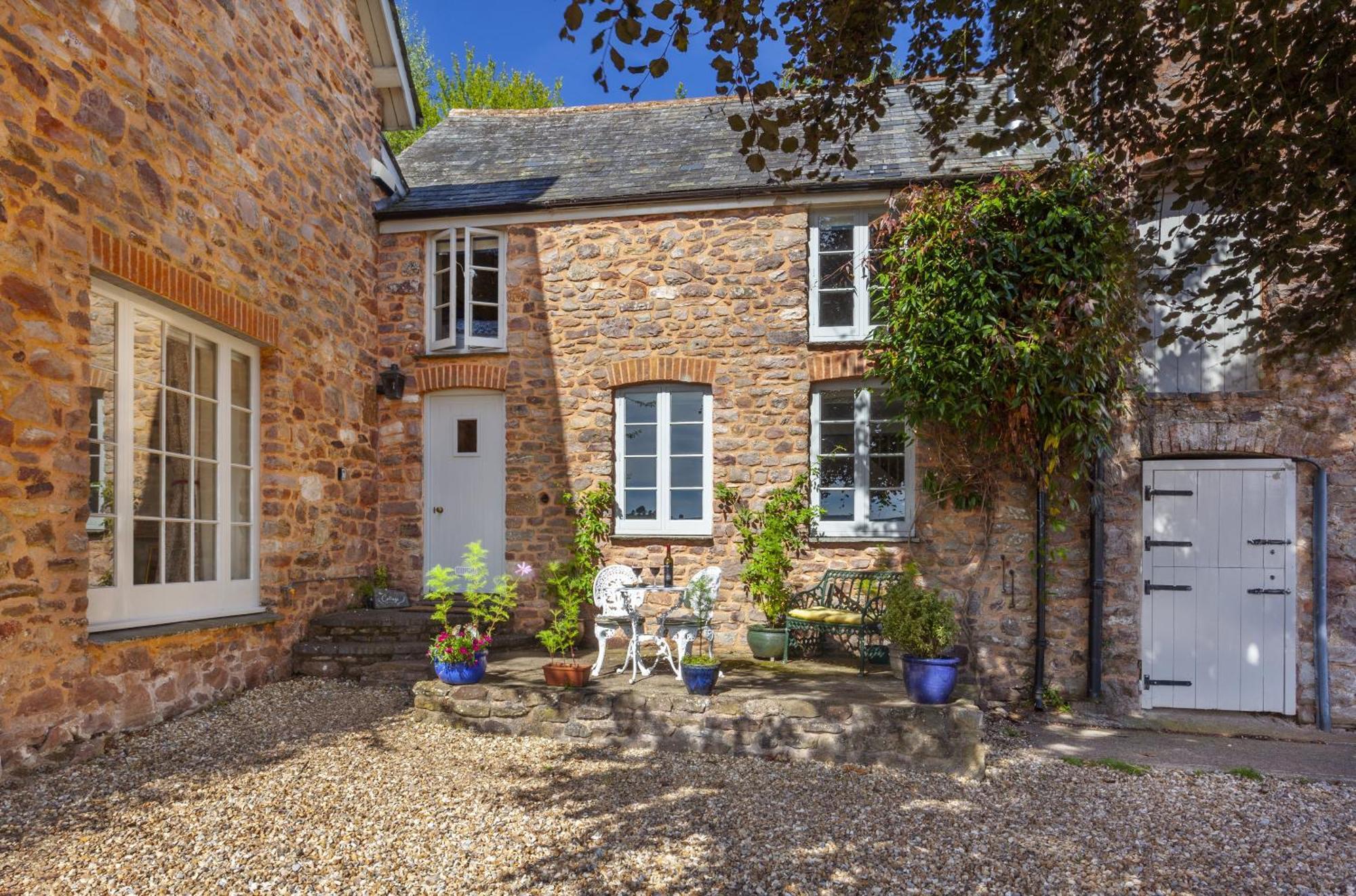 East Harwood Farm Cottage Майнхед Екстериор снимка