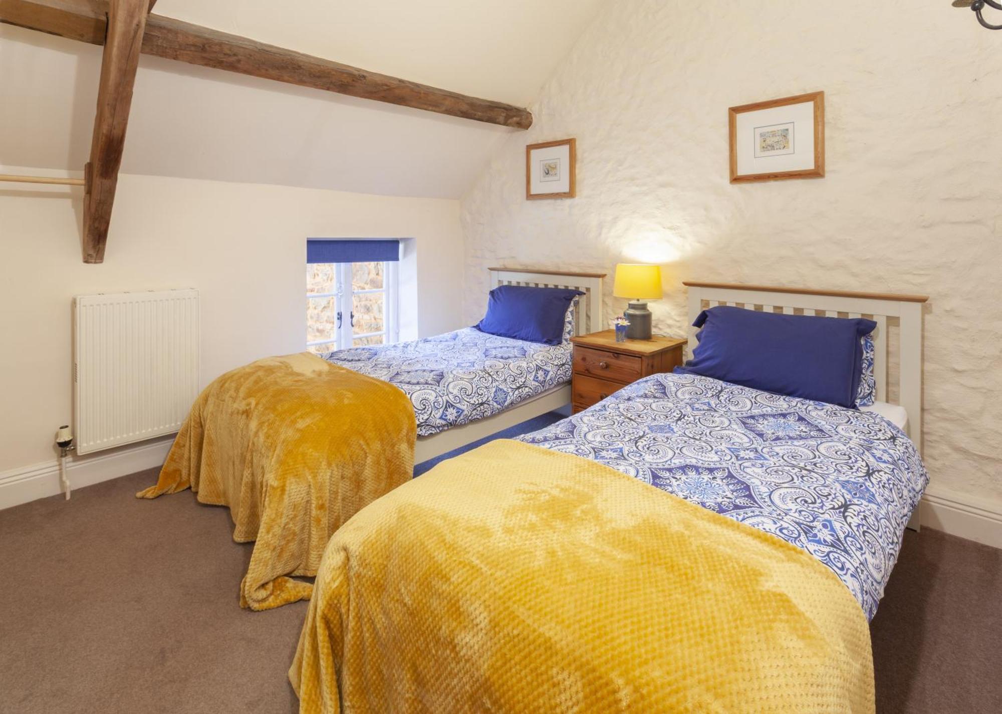 East Harwood Farm Cottage Майнхед Екстериор снимка