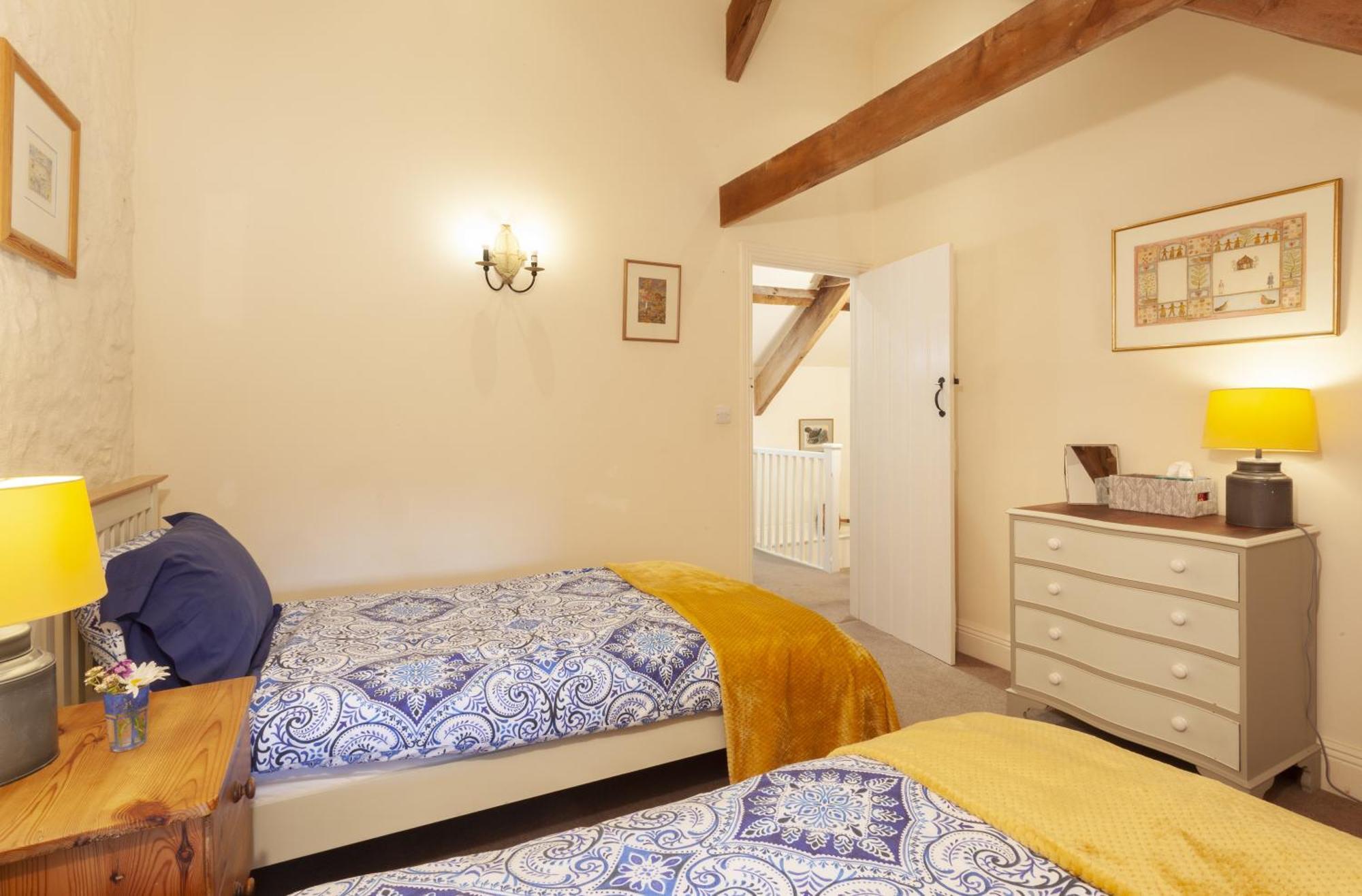 East Harwood Farm Cottage Майнхед Екстериор снимка