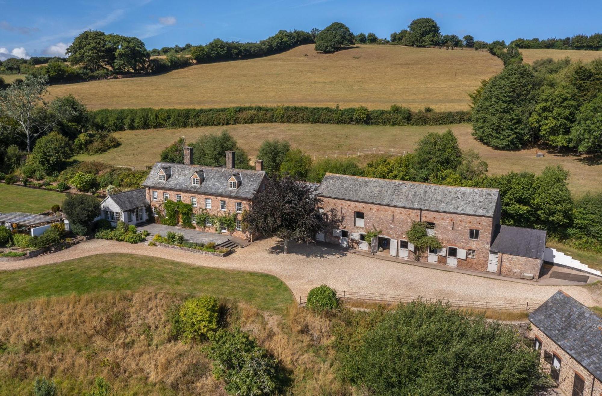 East Harwood Farm Cottage Майнхед Екстериор снимка